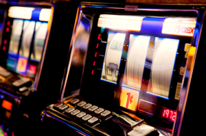 7 Reasons Why To Try Playing Penny Slots