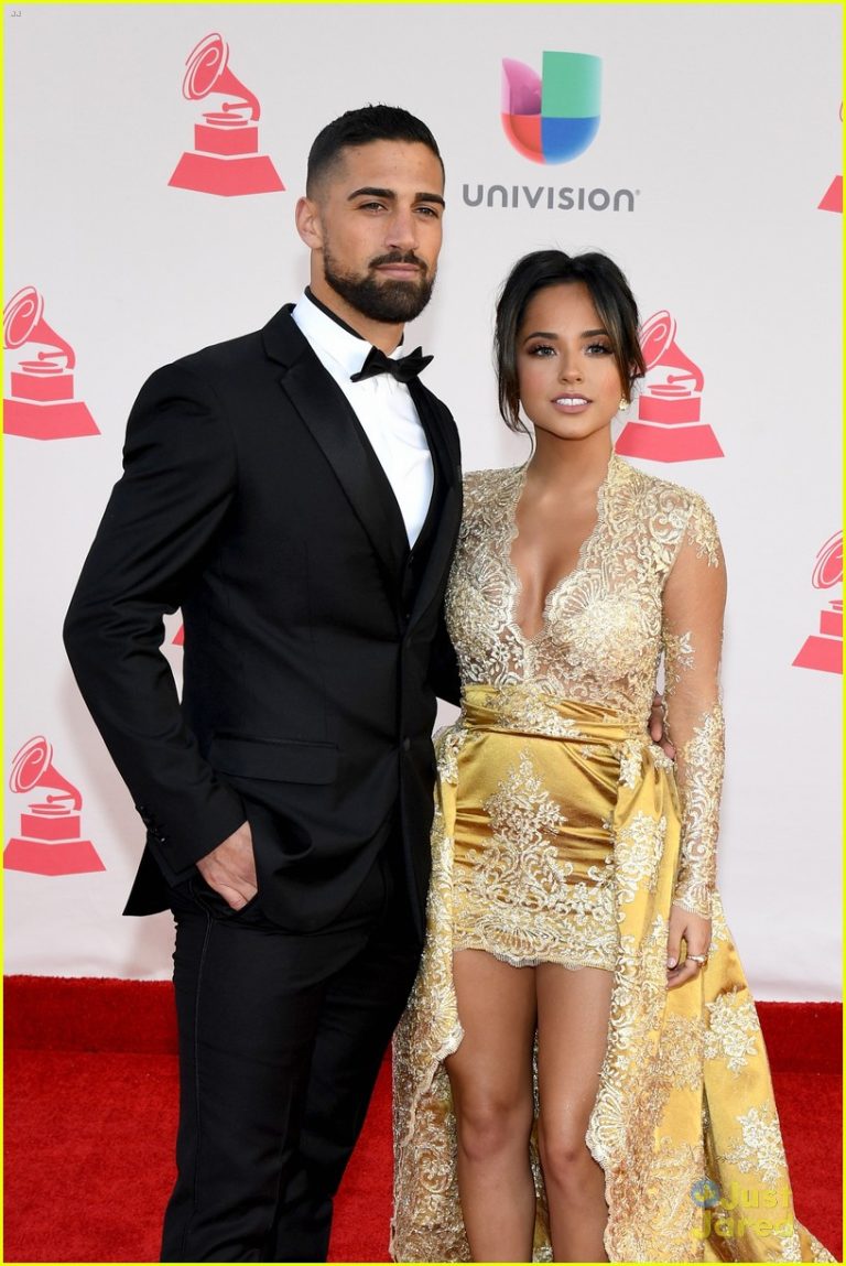 Becky G's Boyfriend 2022 Who Does Becky Date Now?