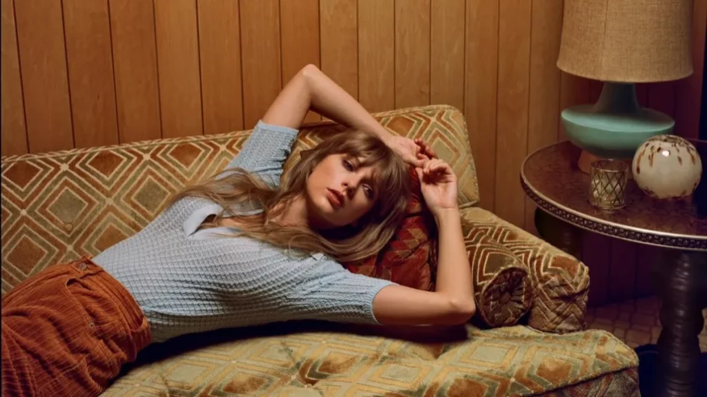 Taylor Swift’s Album ‘Midnights’ Continues to Break Records Day by Day