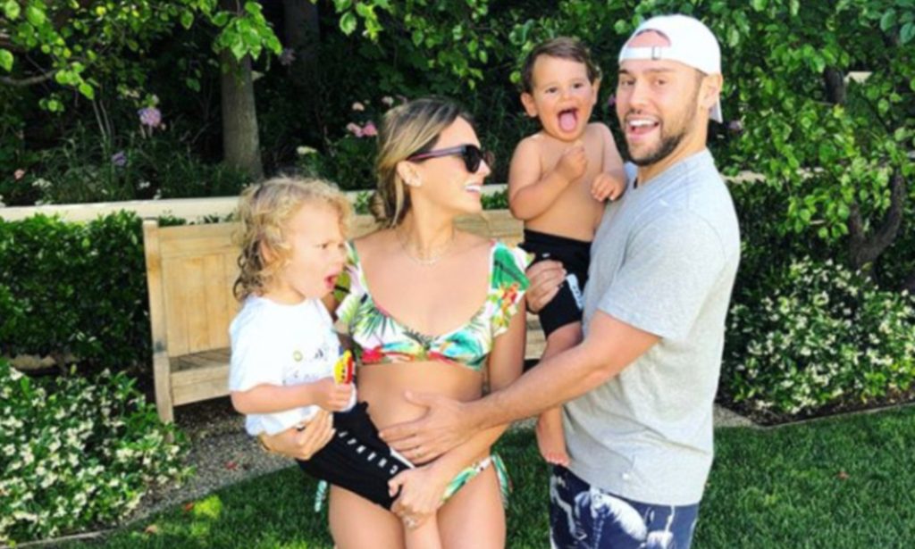Scooter Braun and Yael Cohen with kids