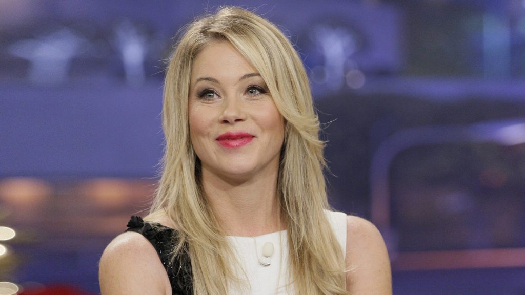 Christina Applegate's MS Disease Caused Problems While Filming "Dead to Me" Season 3