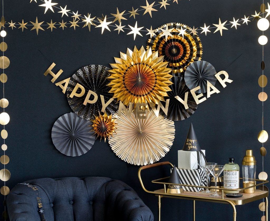New Year Decoration Ideas for Home | New Year 2023