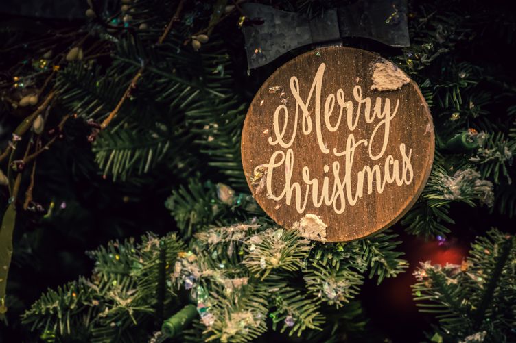 50 Inspirational Christmas Messages for Family, Friends, and Loved Ones
