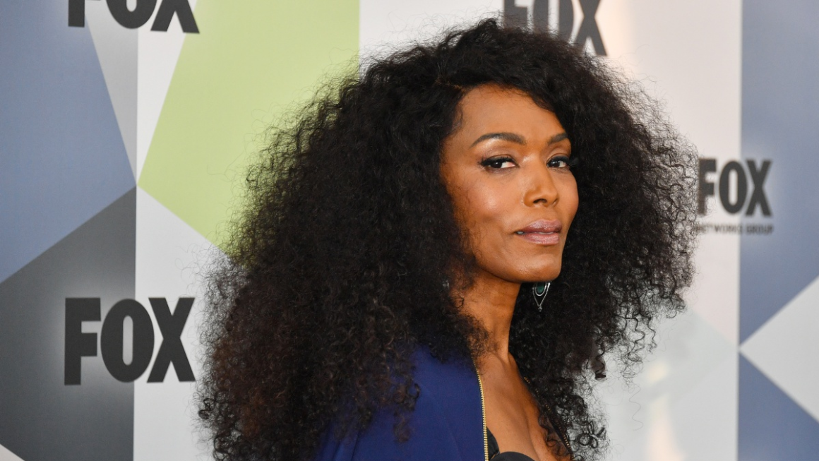 Angela Bassett S Complete Botox Journey She Accepts I Have Done It Twice