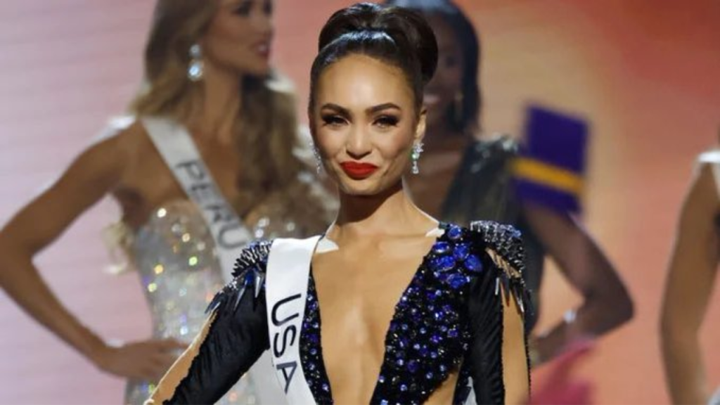 R'Bonney Gabriel Grabs The Miss Universe Crown, Endorses Candidate Age Restriction