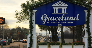 Remembering Lisa Marie Presley, A Public Memorial Service At Graceland Is Planned