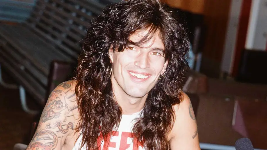Tommy Lee's Early Years