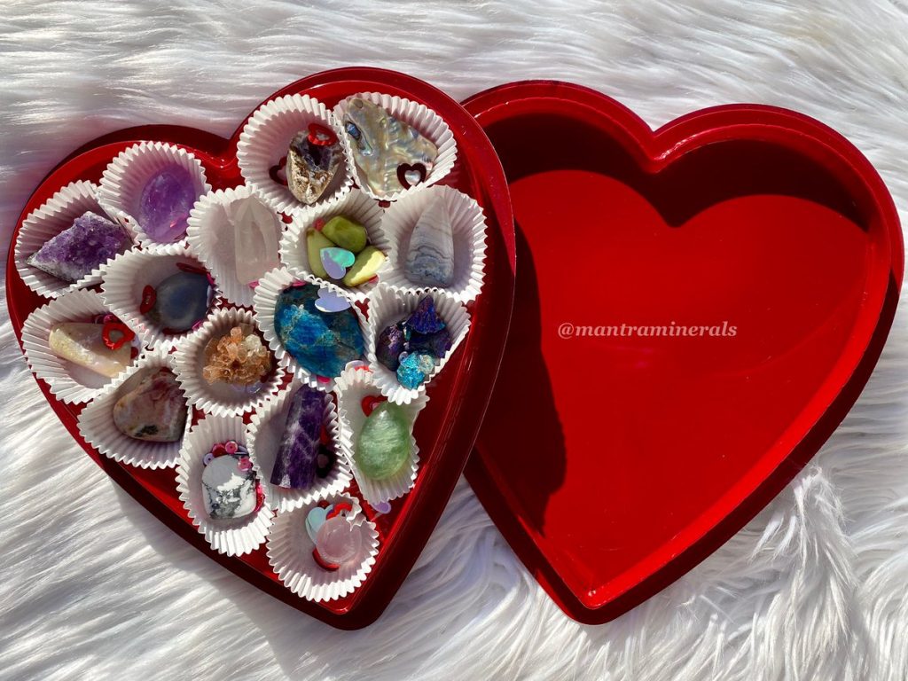 valentine crystal box