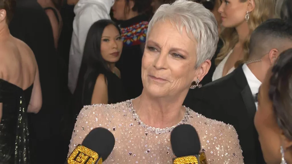 Jamie Lee Curtis at the Oscars 95