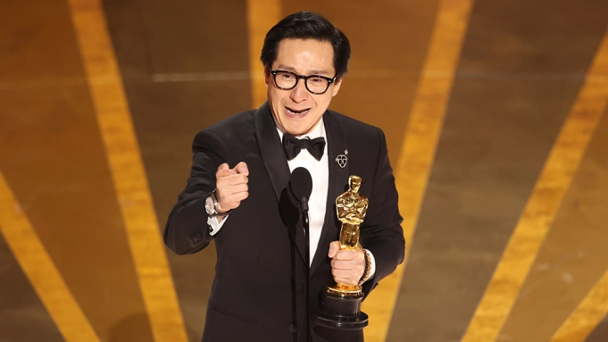 Ke Huy Quan Wins His First Oscar