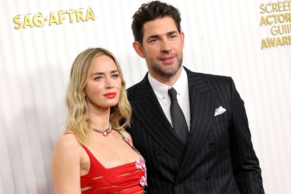 emily blunt john krasinski SAG awards 022623 1 2d73d6c358974b268ed93c4eb3b8a983 1