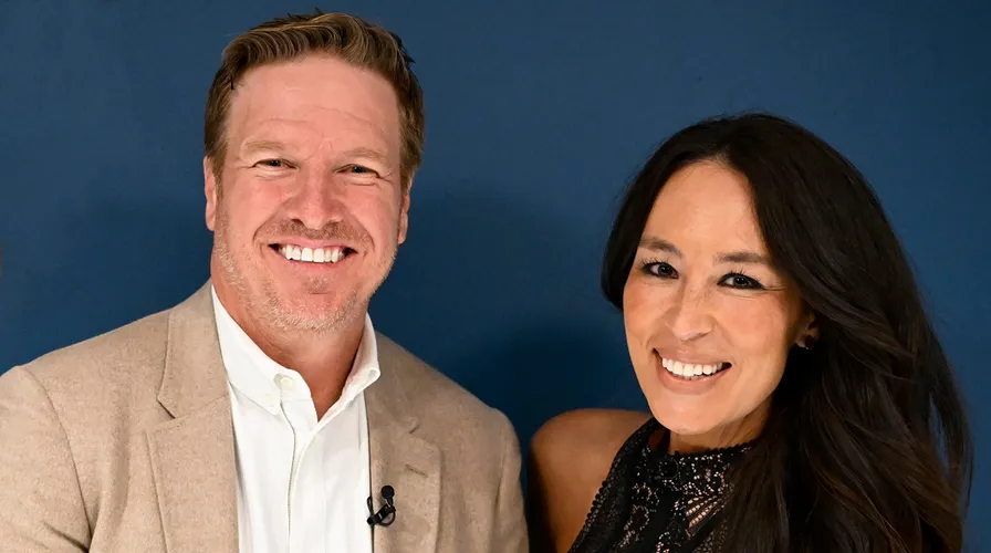 Chip and Joanna Gaines: "Fixer Upper"