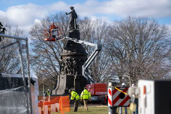 Arlington Confederate Statue Removed After Judge Dismisses Legal Halt
