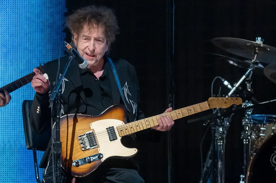 bob dylan net worth