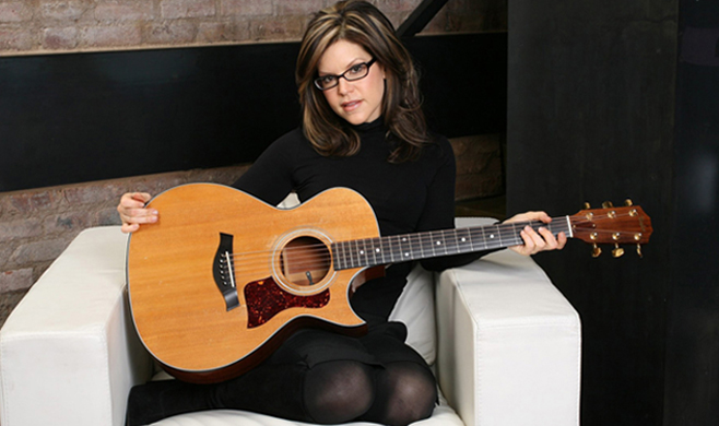 lisa loeb net worth