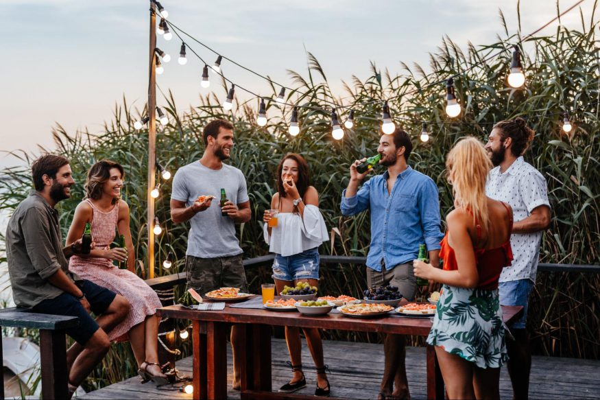 10 Epic House Party Entertainment Ideas to Spice Up Your Bash